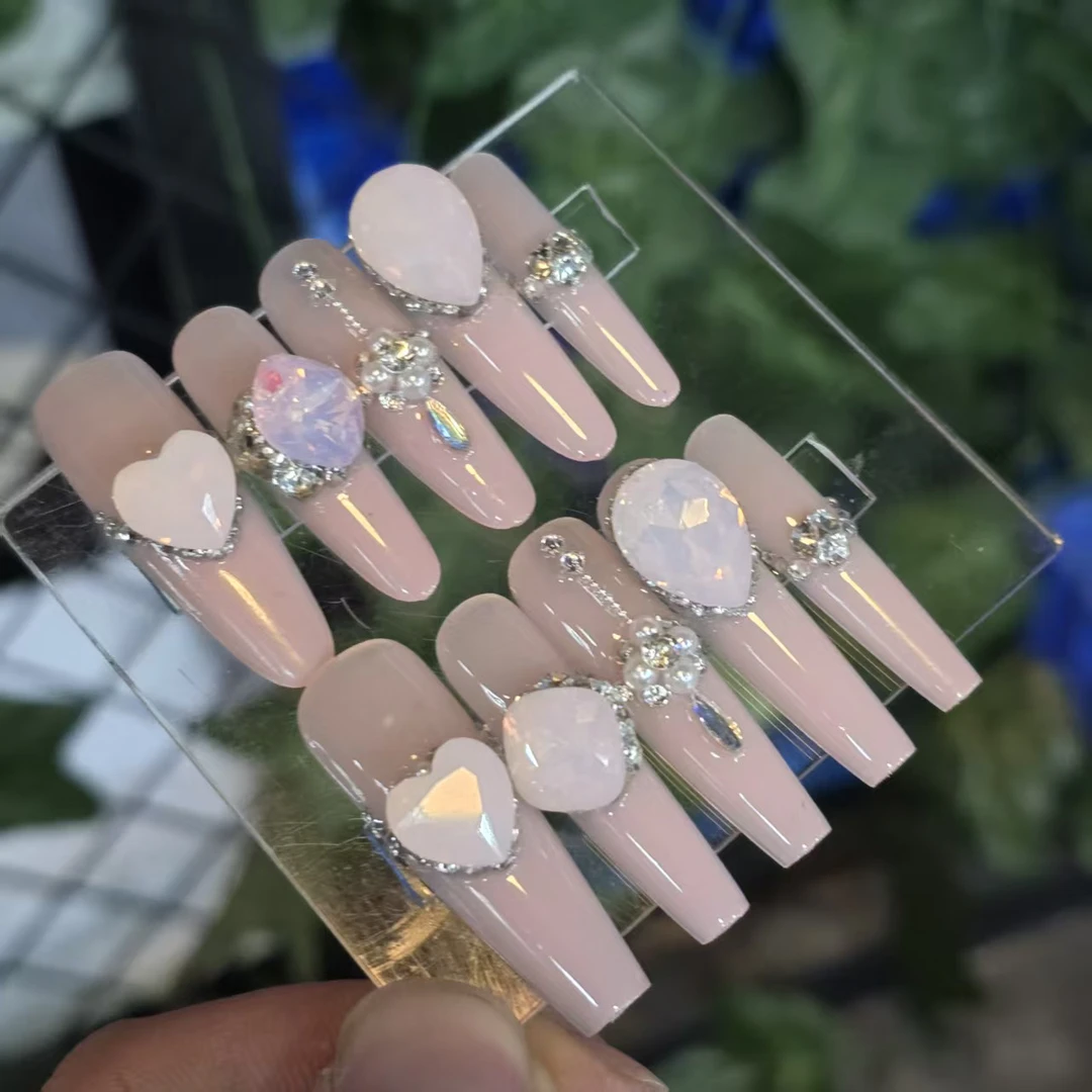 朱丽叶丶(马克钻+小钢珠+无缝隙)珠宝级丶手工穿戴甲默认微瑕