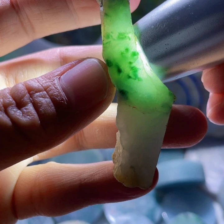 颈饰未镶嵌翡翠天然缅甸翡翠