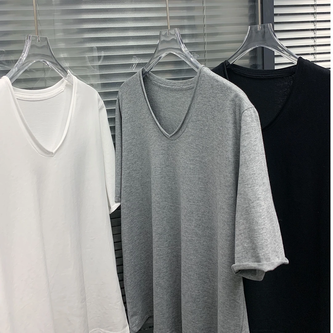 okk!纯色卷边天鹅颈V领T恤上衣女