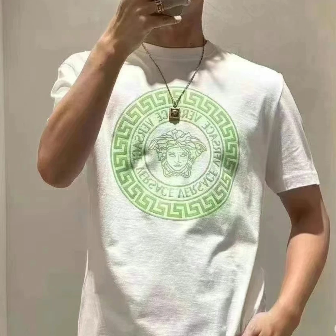 未使用 VERSACE/范思哲 男士新款特价夏季休闲时尚纯棉百搭T恤