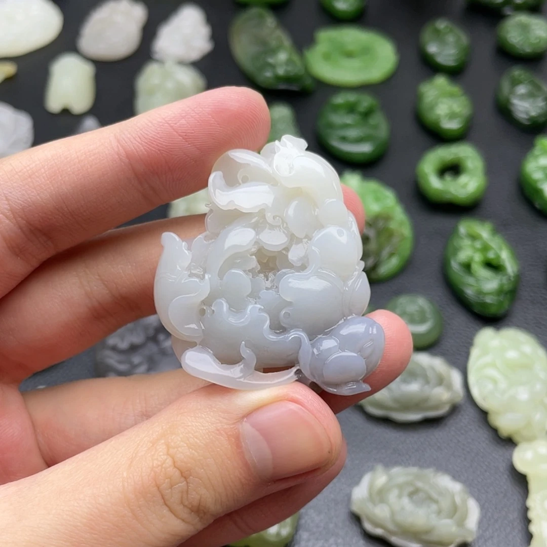 【闪购商品】颈饰未镶嵌和田玉