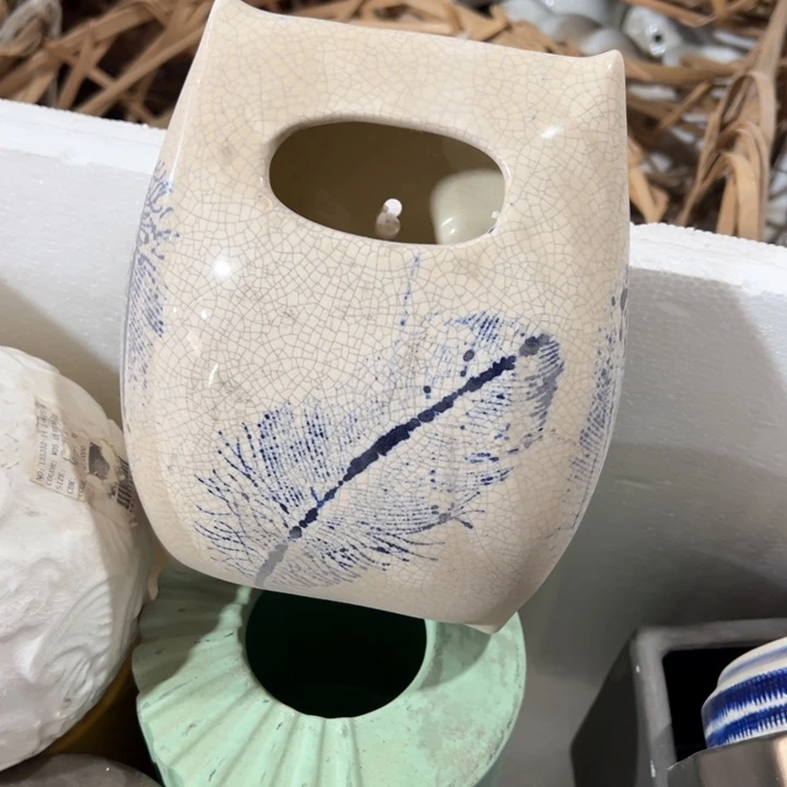 陶瓷花瓶摆件外贸出口（微瑕）