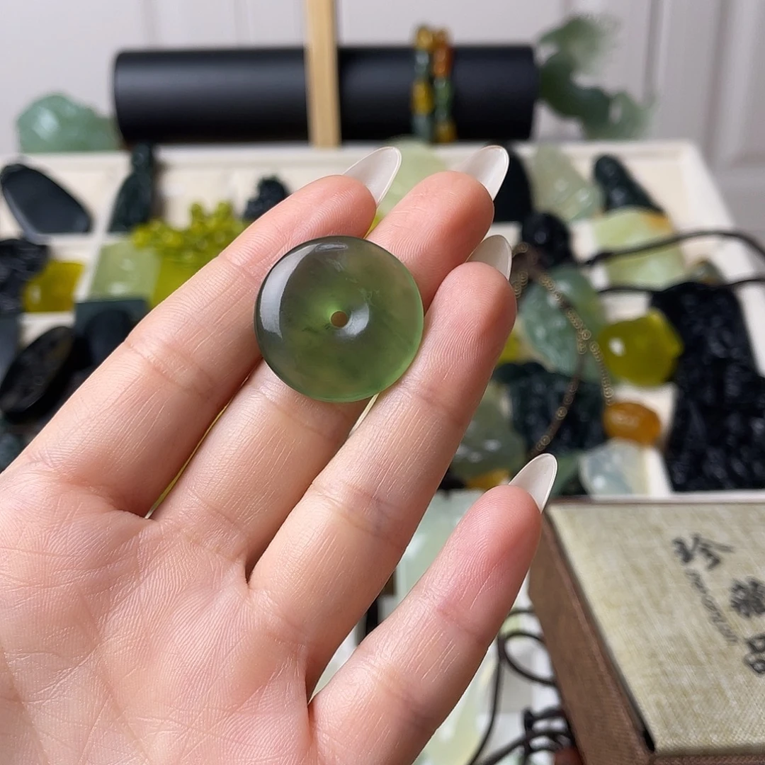 c***s蛇纹石玉未镶嵌吊坠(不含链)