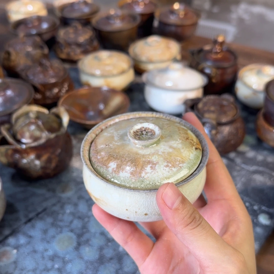 景德镇手作器皿了