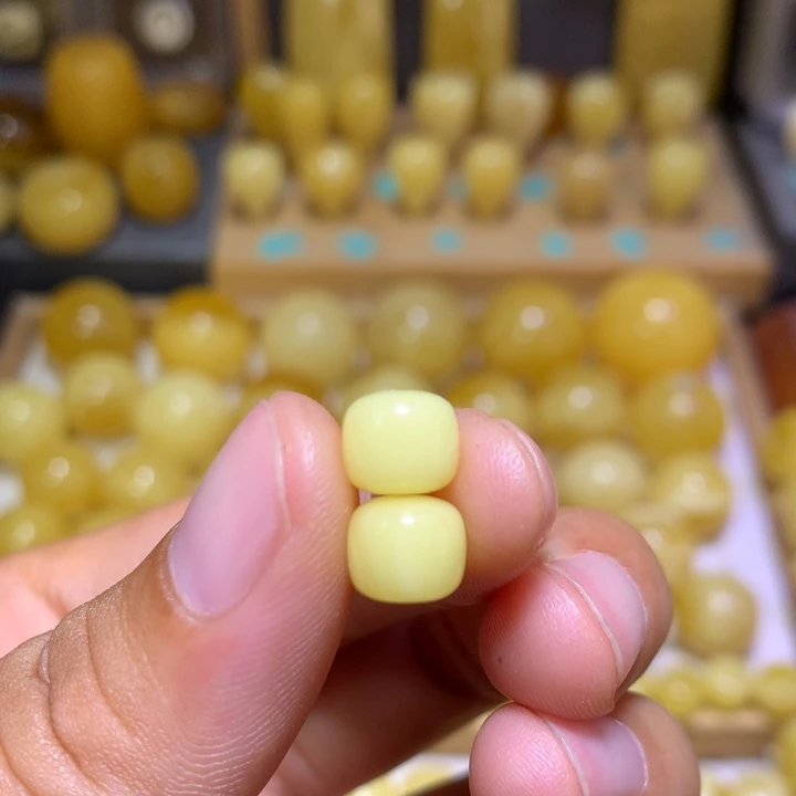 未镶嵌蜜蜡裸石天然俄料浓白蜡精工老型8