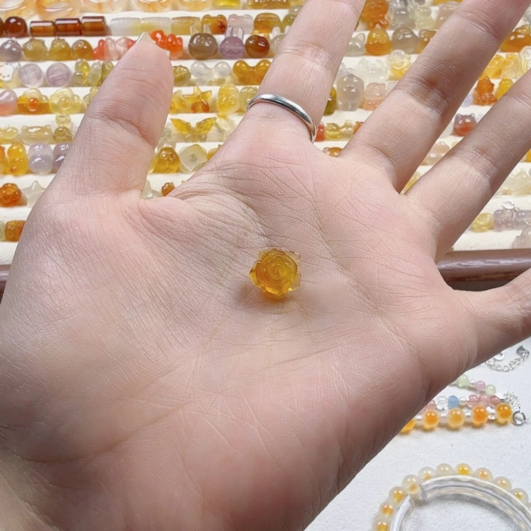 合金颈饰玛瑙/玉髓