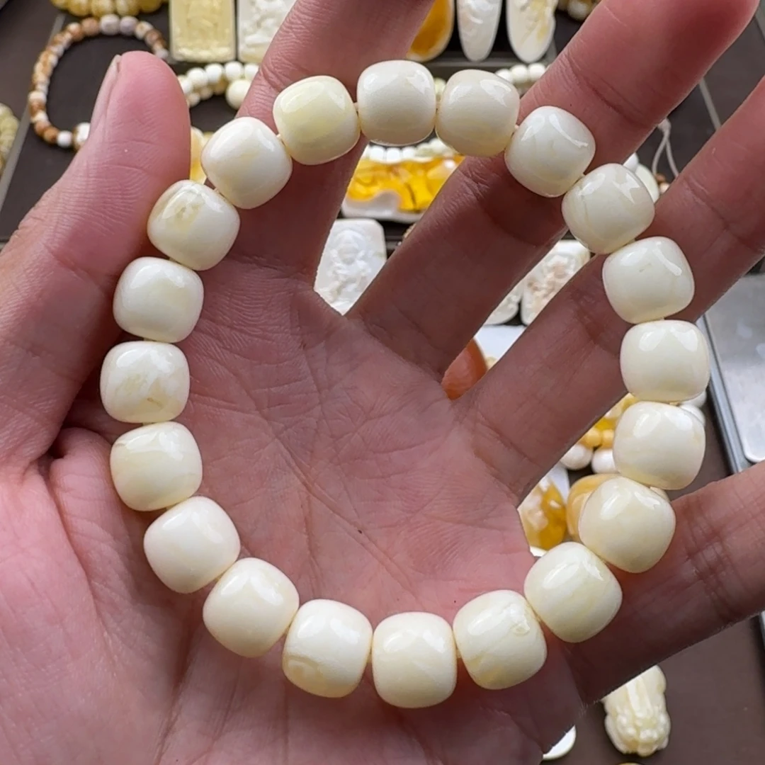 未镶嵌琥珀裸石蜜蜡