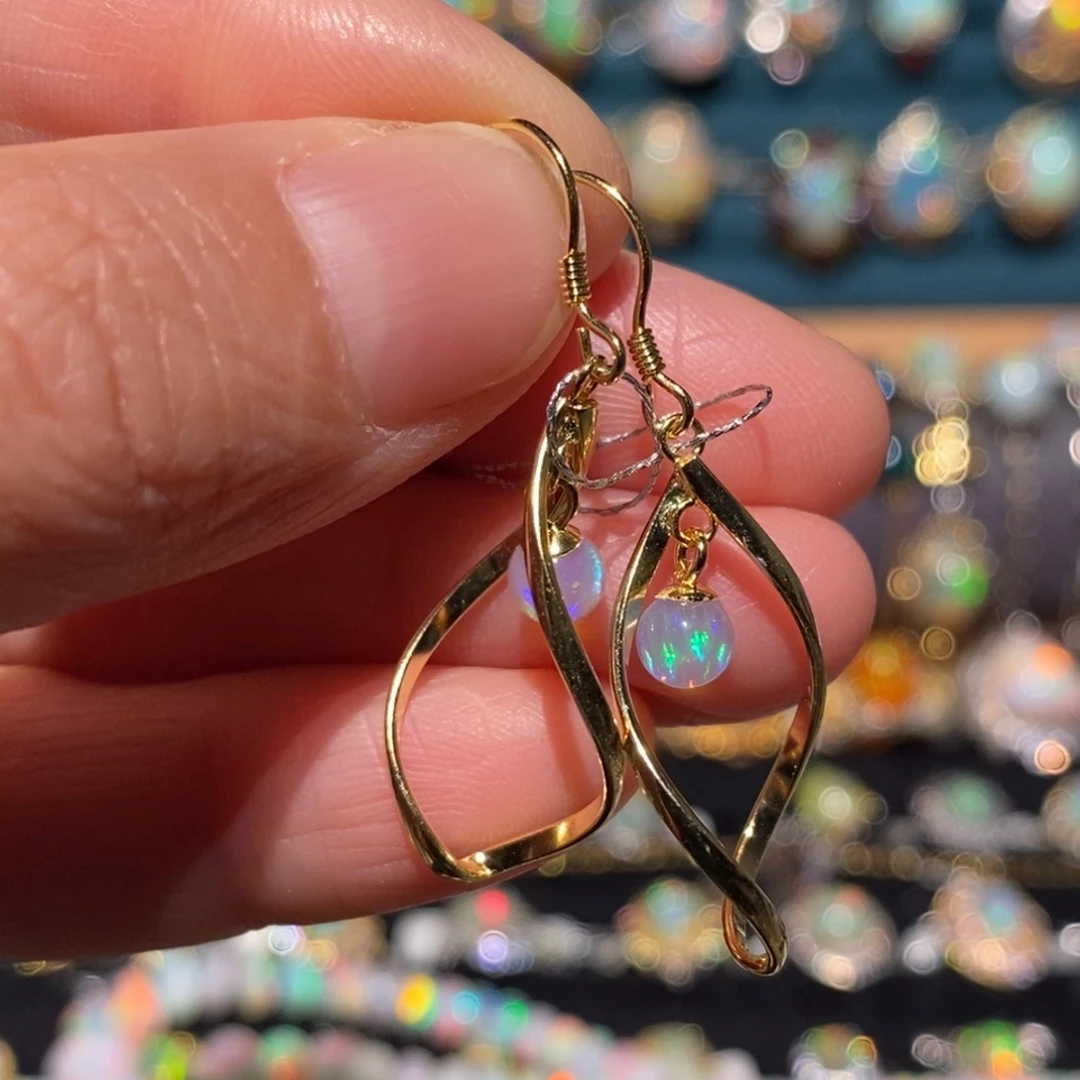 欧泊银S925镶嵌耳饰