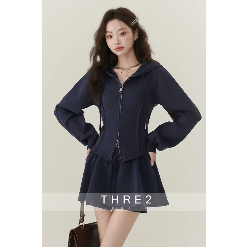 THRE2【雨滴曼斯】辣妹运动风连帽卫衣显瘦防走光短裙套装3755+3756
