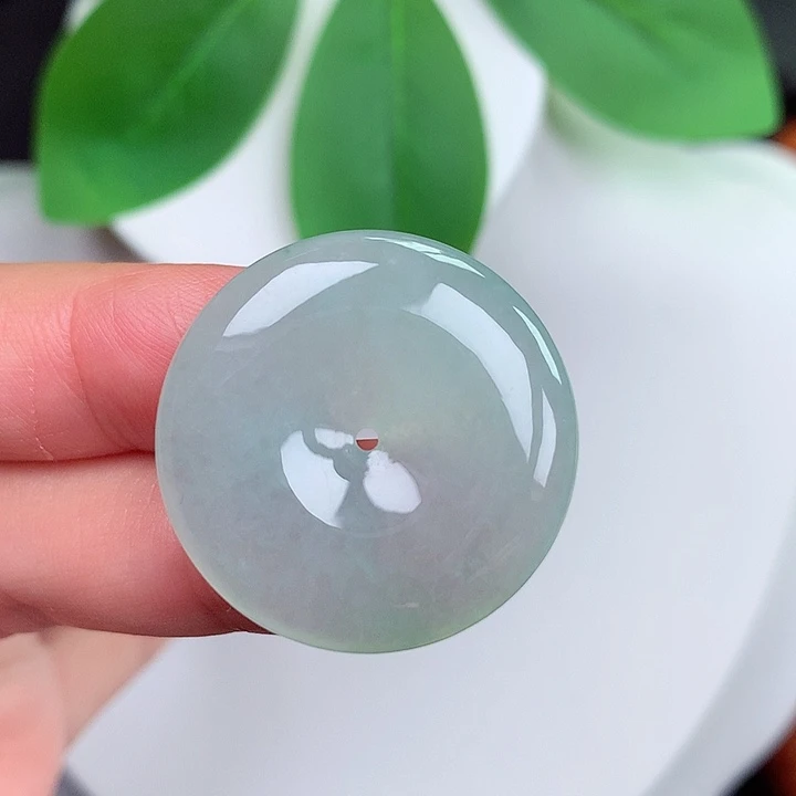 颈饰未镶嵌翡翠平安扣 26.9x5.4mm