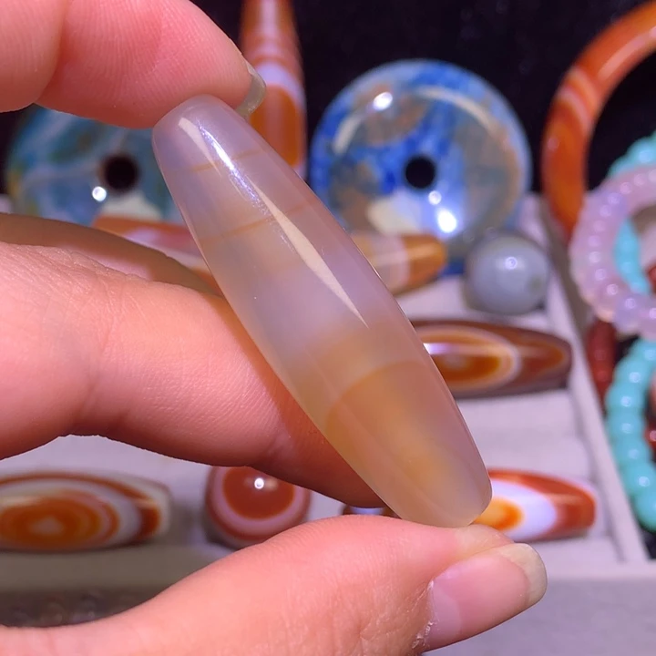 未镶嵌玛瑙/玉髓珠宝奇石