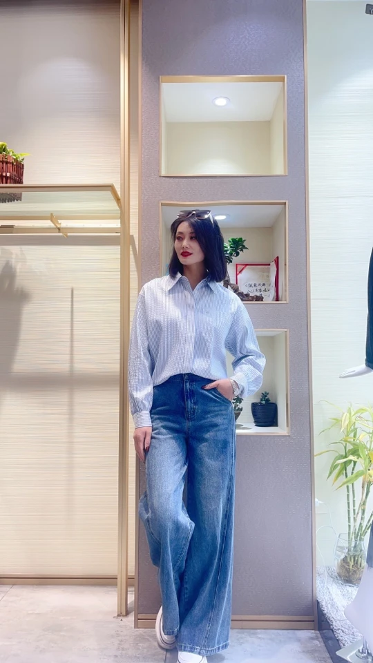 芝仪2025春秋新款牛仔裤