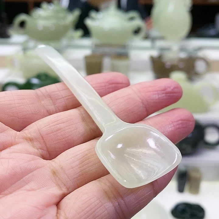 未镶嵌和田玉挂件茶铲