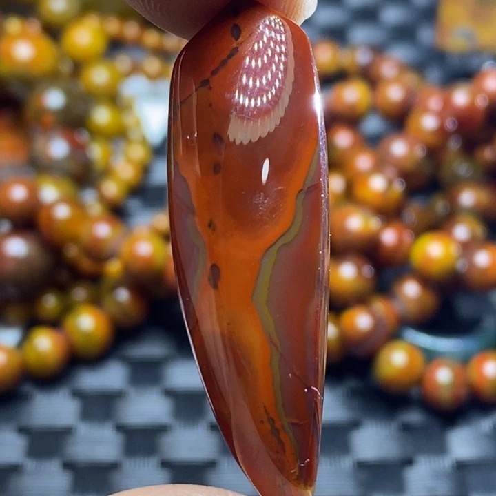 玛瑙/玉髓颈饰未镶嵌