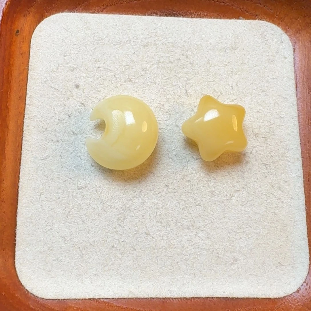 琥珀裸石未镶嵌琥珀