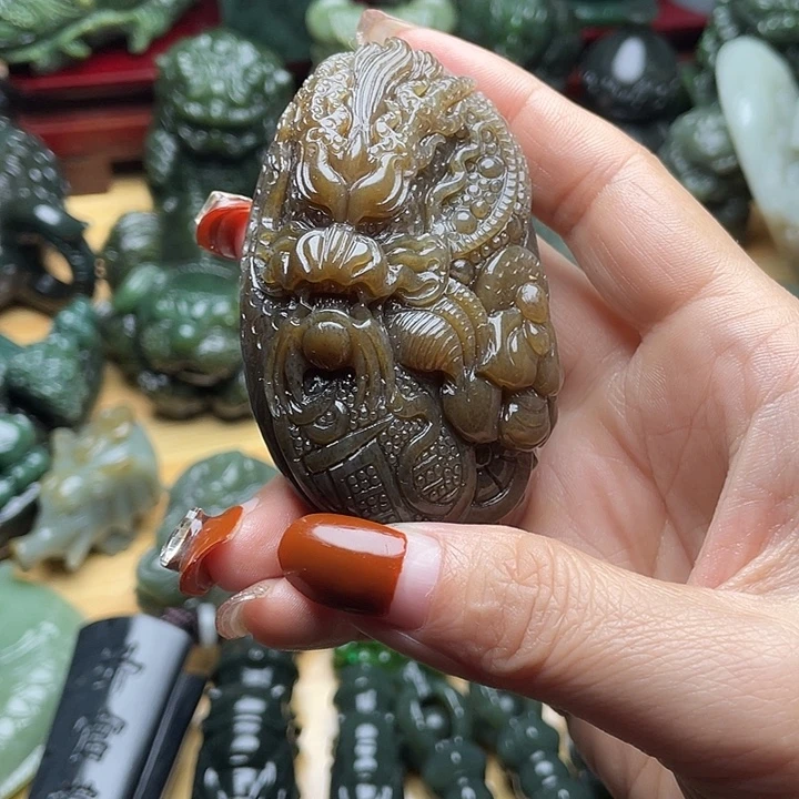 开***好和田玉未镶嵌挂件