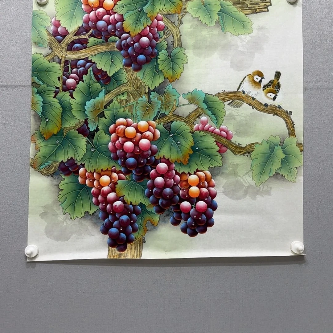 国画精品工笔葡萄斗方贾敏