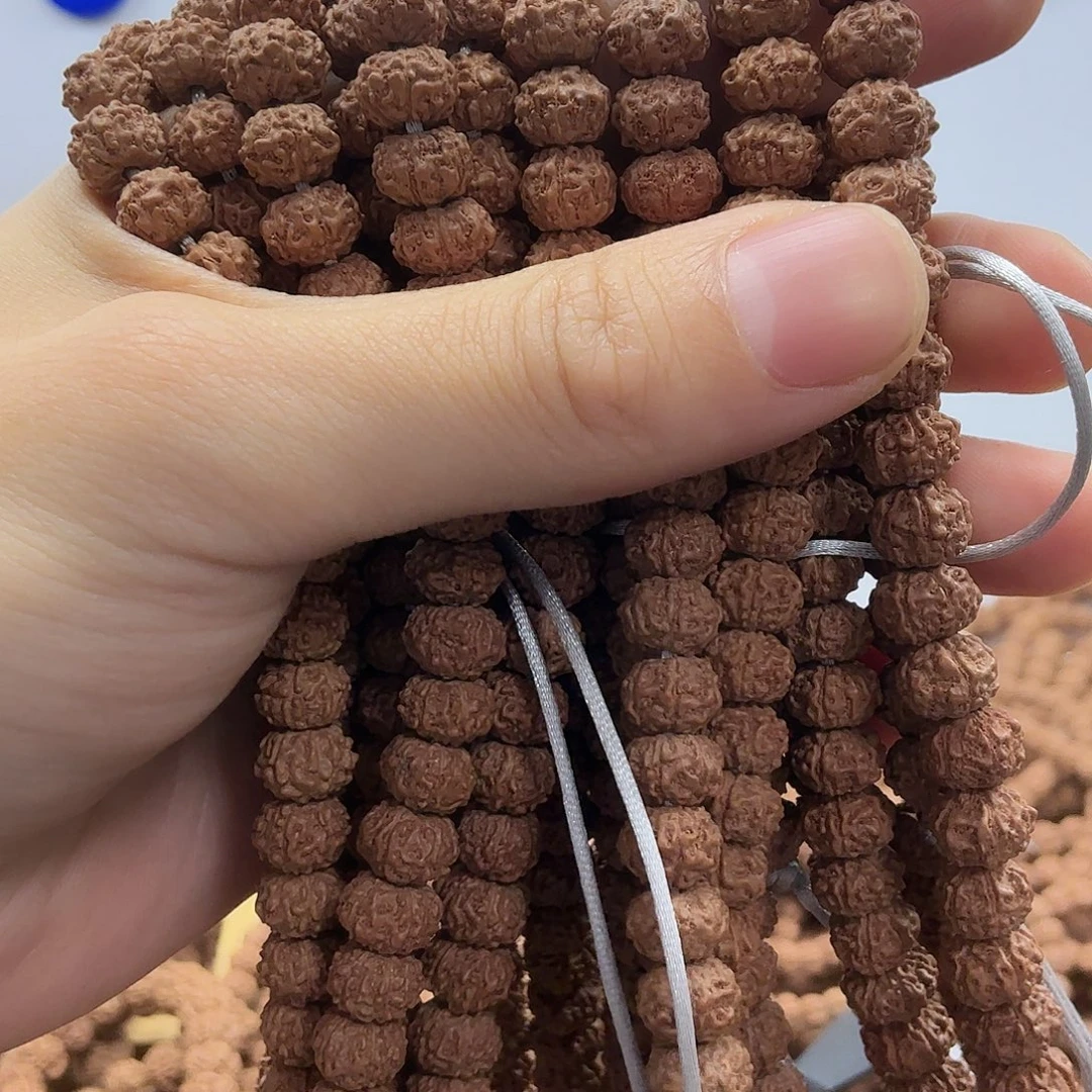 ᦗ***金刚菩提吊坠野平细，一条保手持