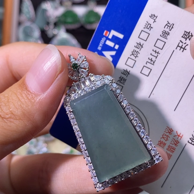 【闪购商品】颈饰未镶嵌翡翠