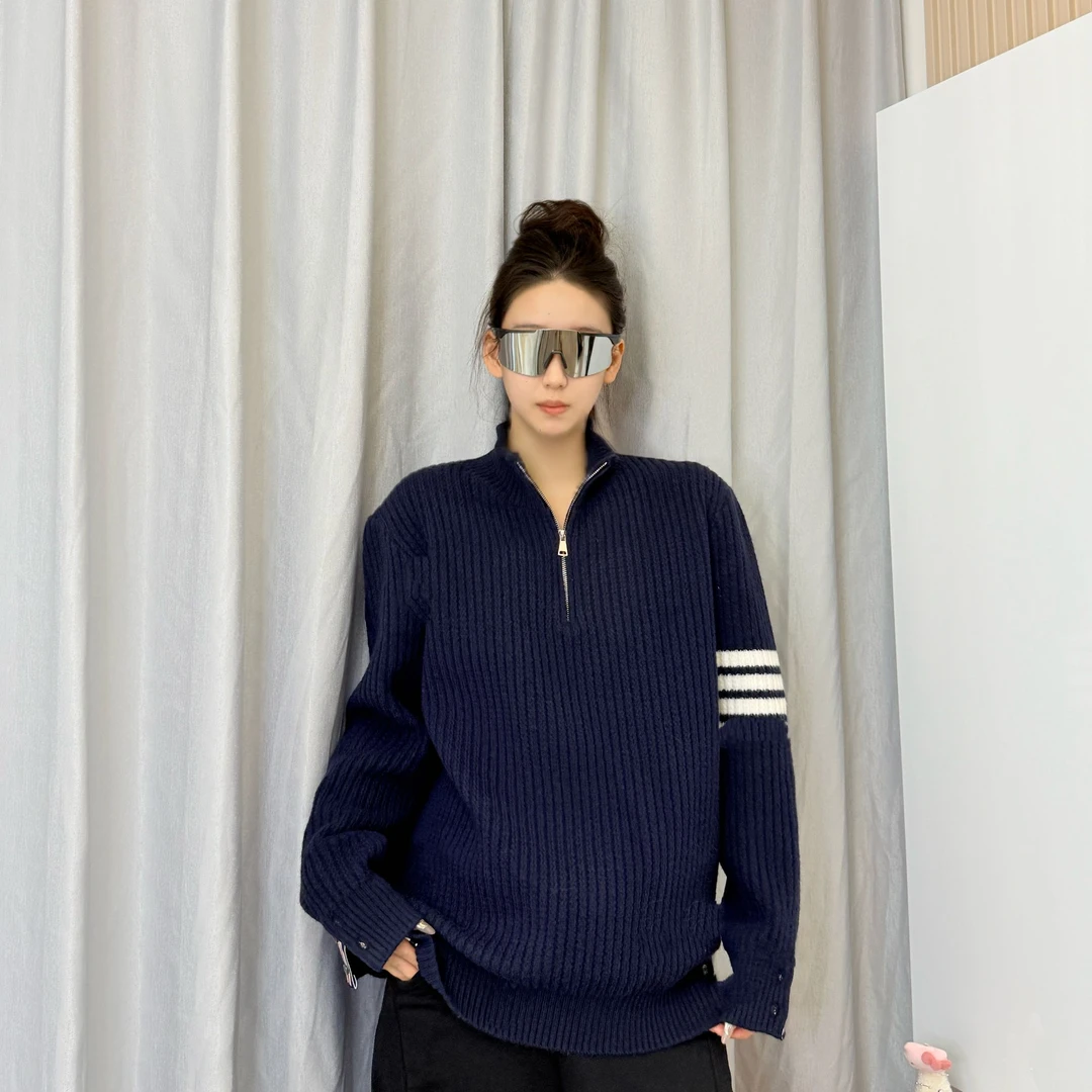 【包子专属】2025新款时尚百搭半拉链立领套头毛衣男女同款