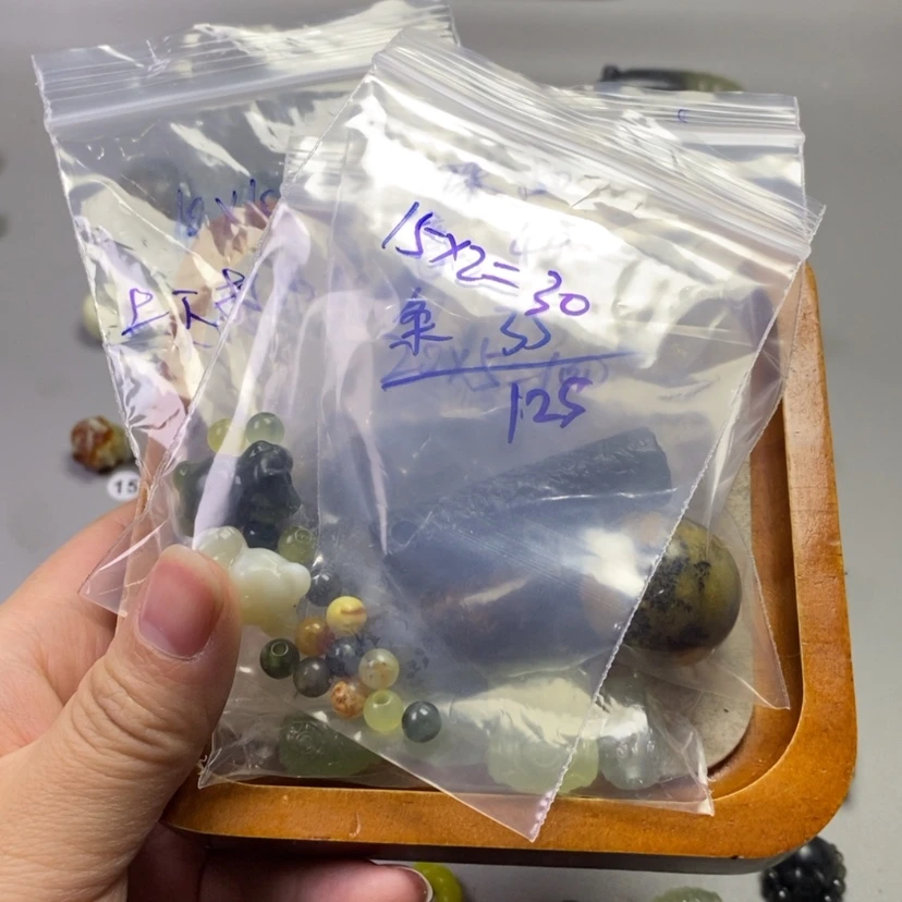 【闪购商品】未镶嵌岫玉吊坠(不含链)y***u