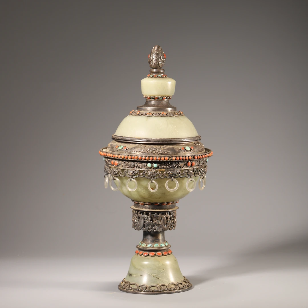 Lot23清代 银高足供器