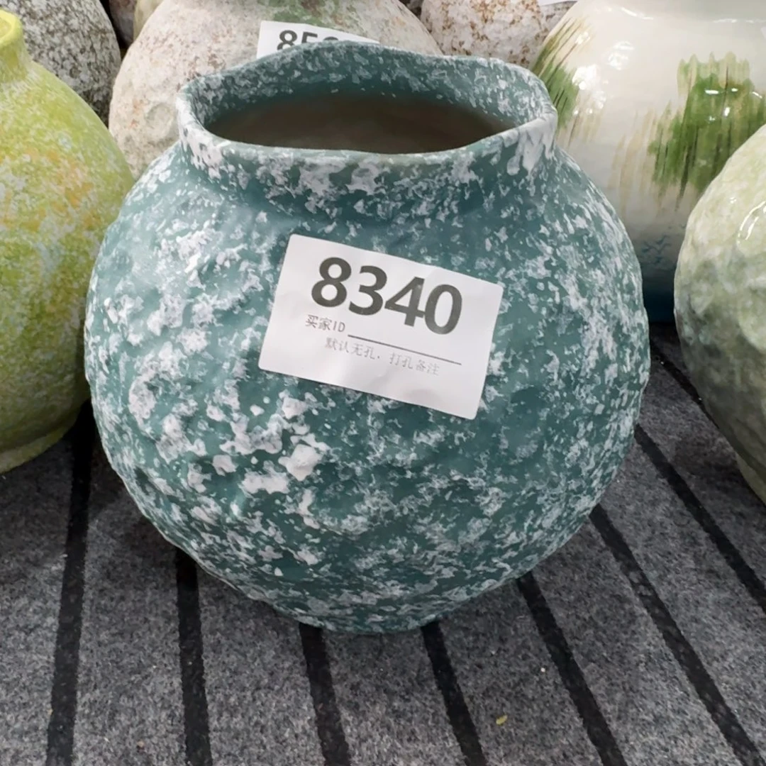 艾***)陶摆件景德镇高温花瓶编码8340高27口14默认无孔