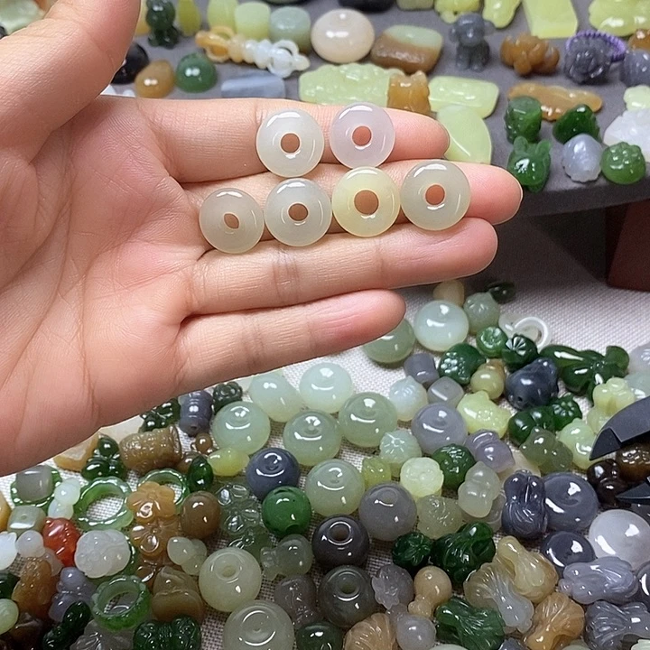 未镶嵌和田玉挂件甜甜圈68一个多样性发其一