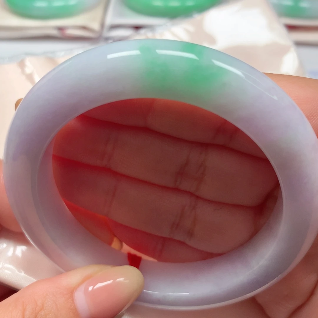 翡翠未镶嵌手镯57春彩泥鳅背