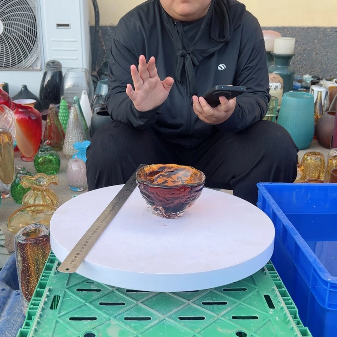 棕色琉璃花器摆件高度8微瑕