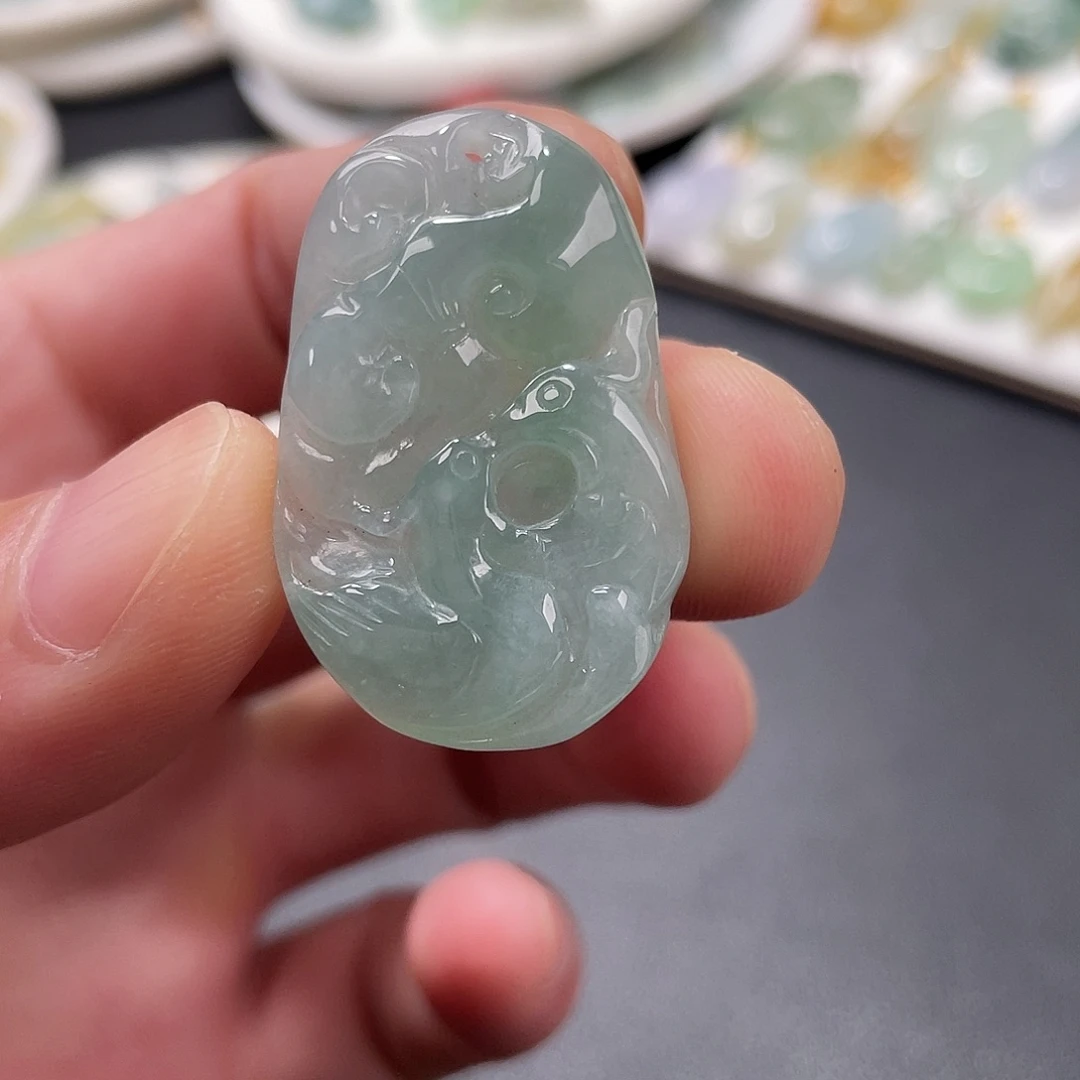 翡翠未镶嵌吊坠(不含链)鸳鸯