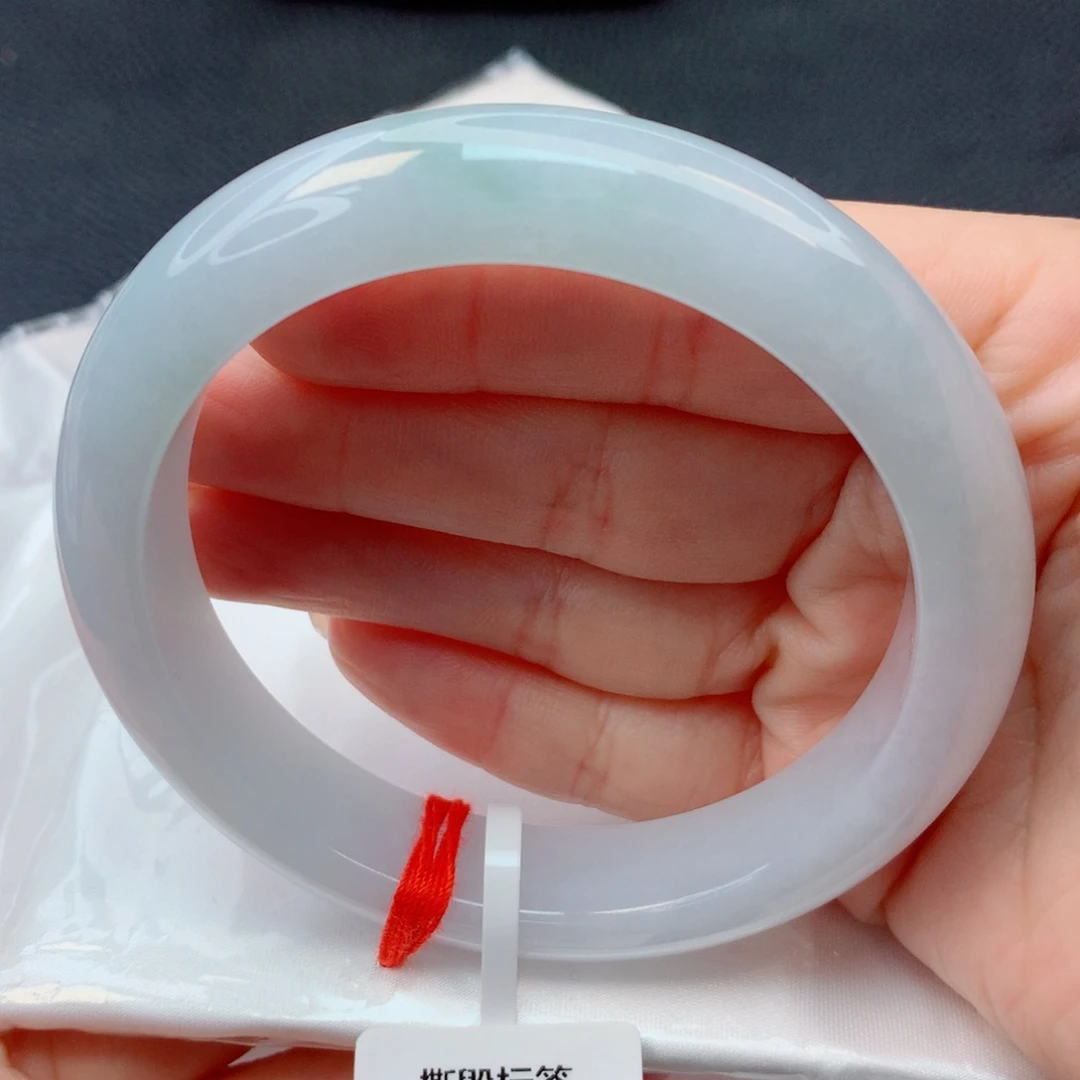 翡翠未镶嵌手镯60-61胶润飘花