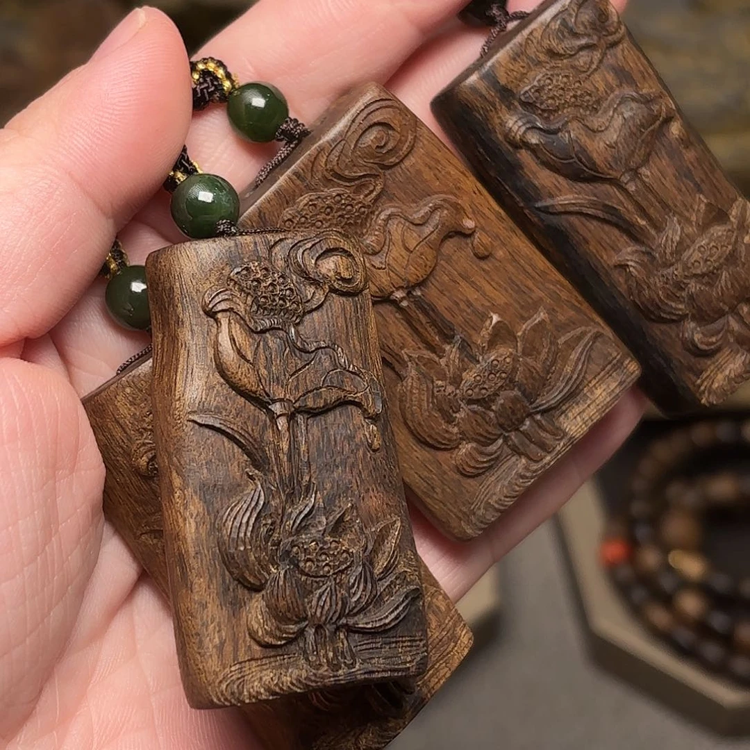 沉香吊坠越南芽庄白棋楠帝王瘤疤吊坠发其一