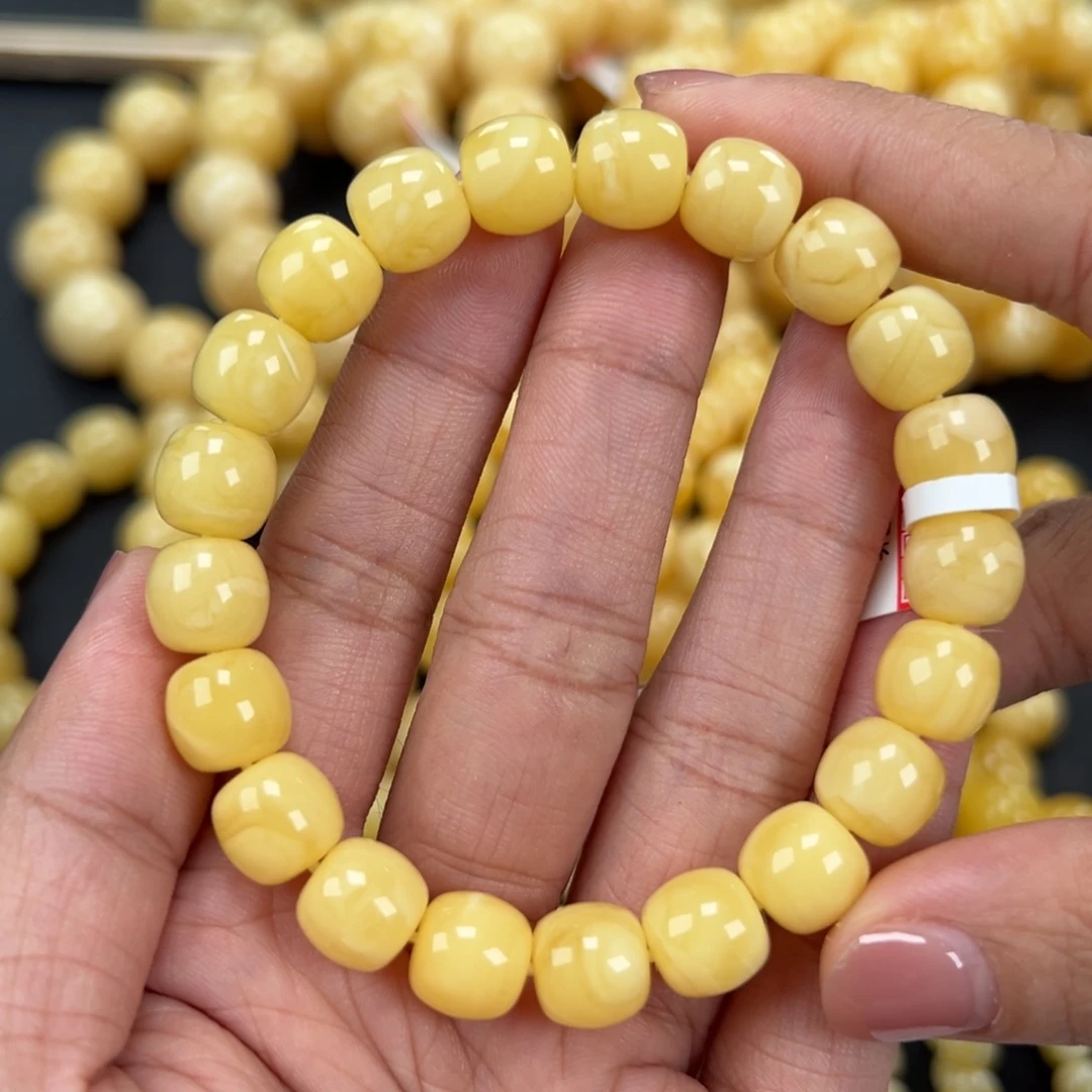 琥珀未镶嵌手链13.2克