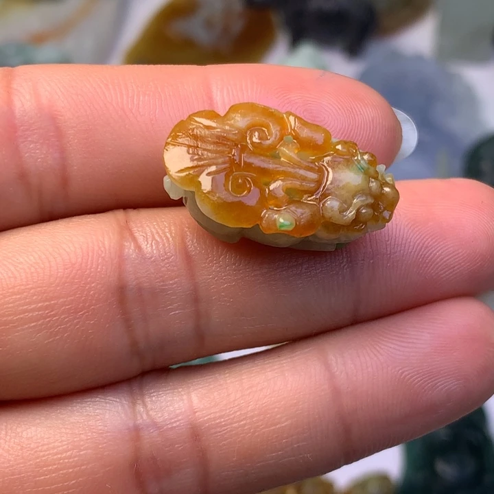 定制翡翠未镶嵌翡翠