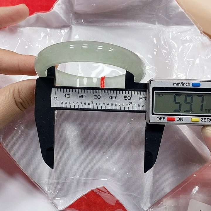 翡翠手镯未镶嵌232