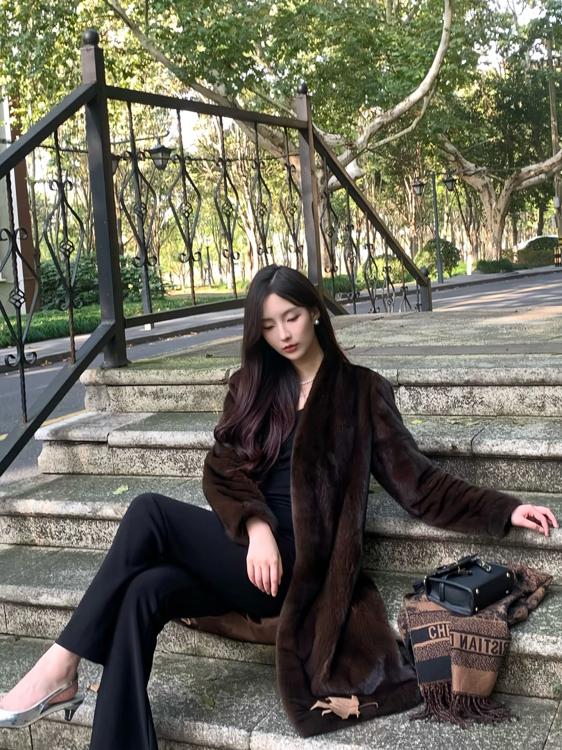 【简序】进口天鹅绒整貂V领长款貂皮大衣年轻时尚水貂毛外套女S-12