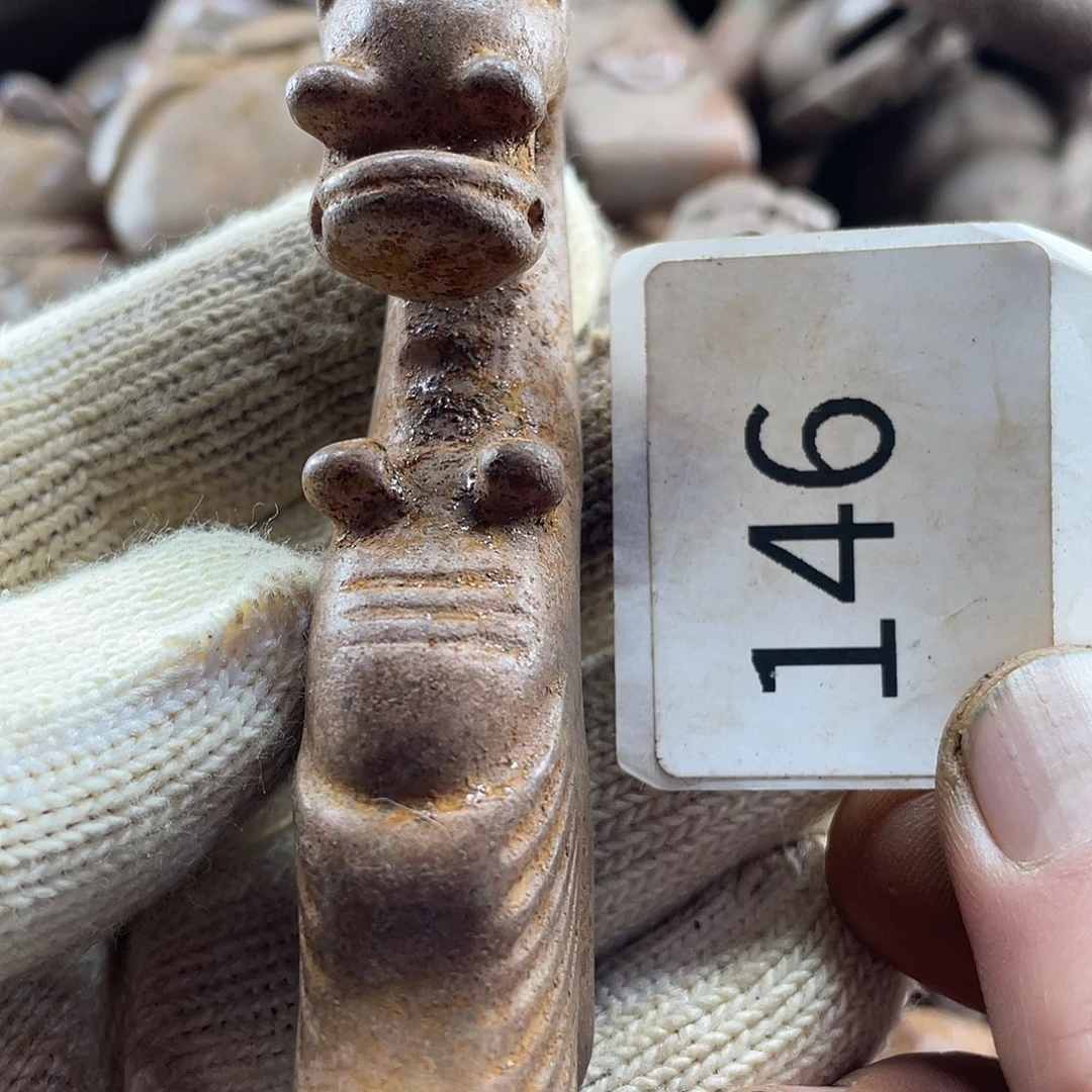 和田玉（糖玉）未镶嵌挂件