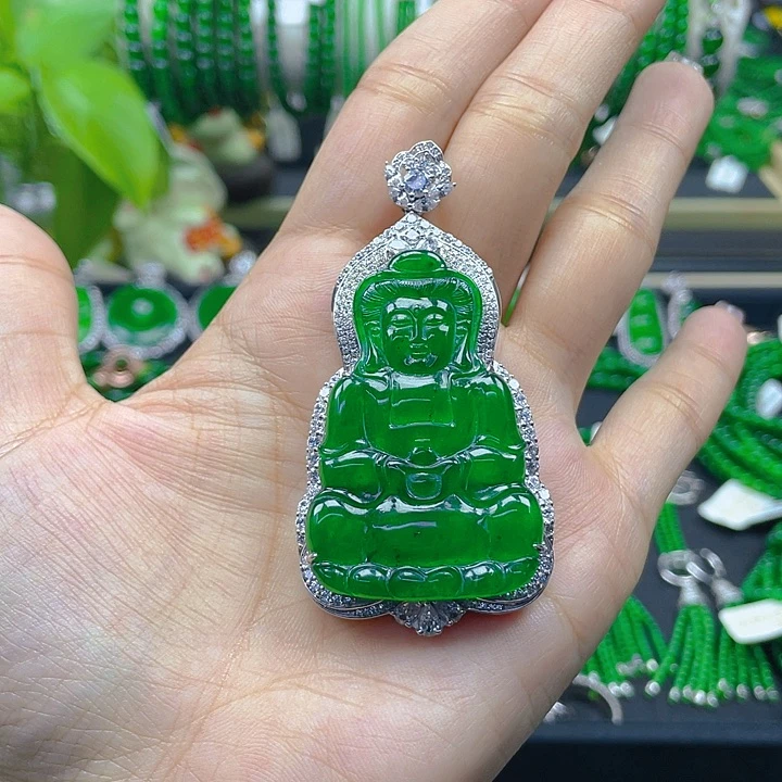 翡翠颈饰银S925镶嵌大观音满色
