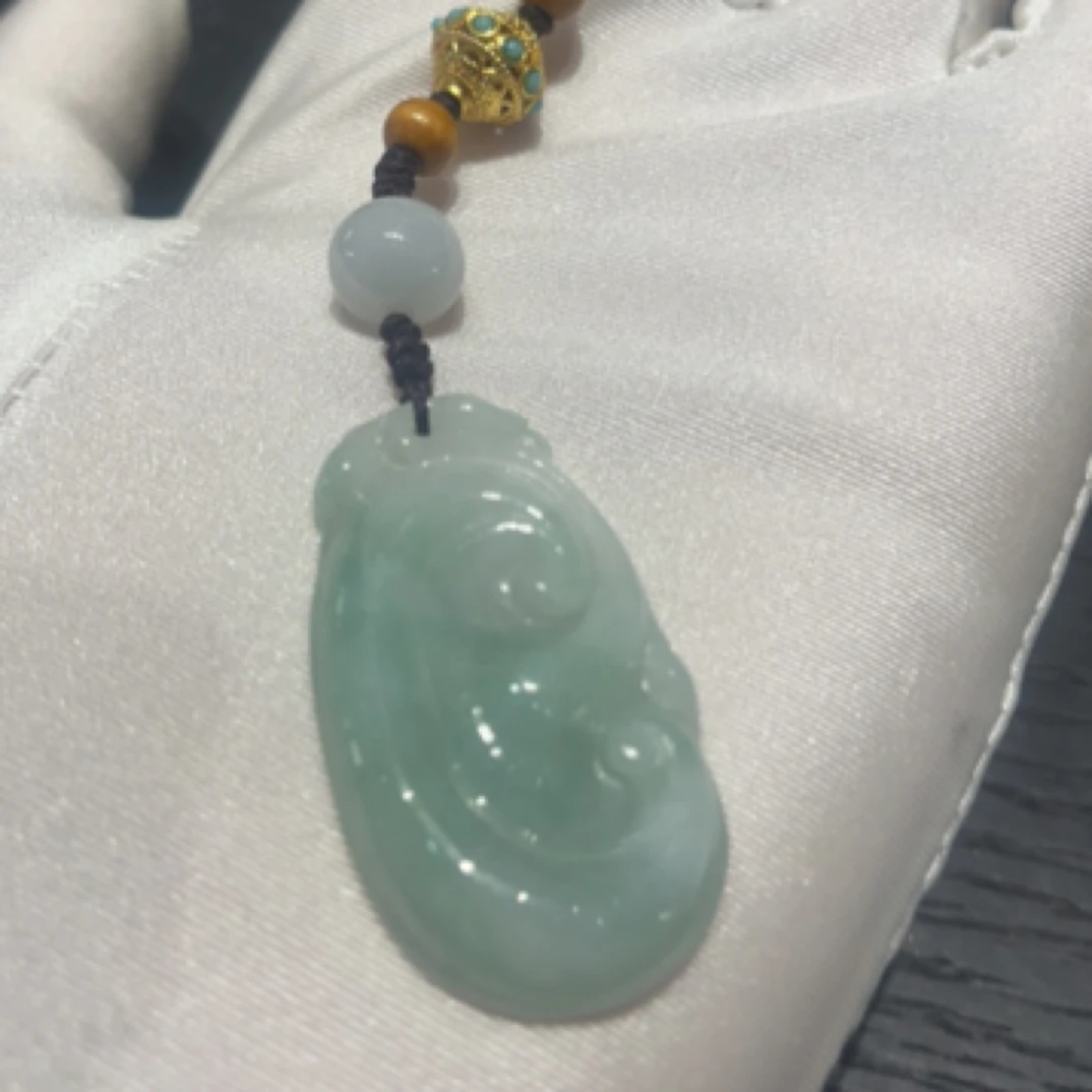 翡翠如意国风衣襟