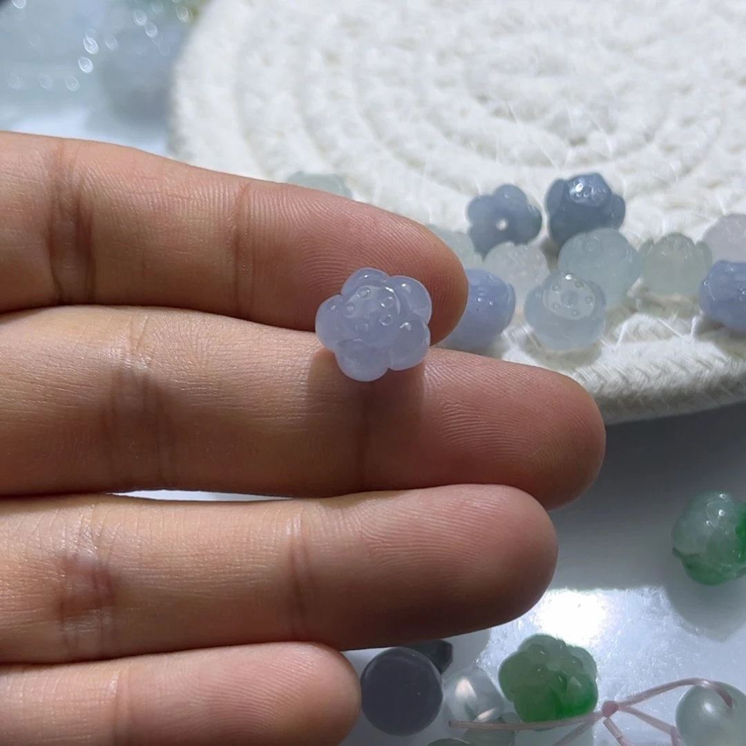 定制翡翠未镶嵌莲花珠