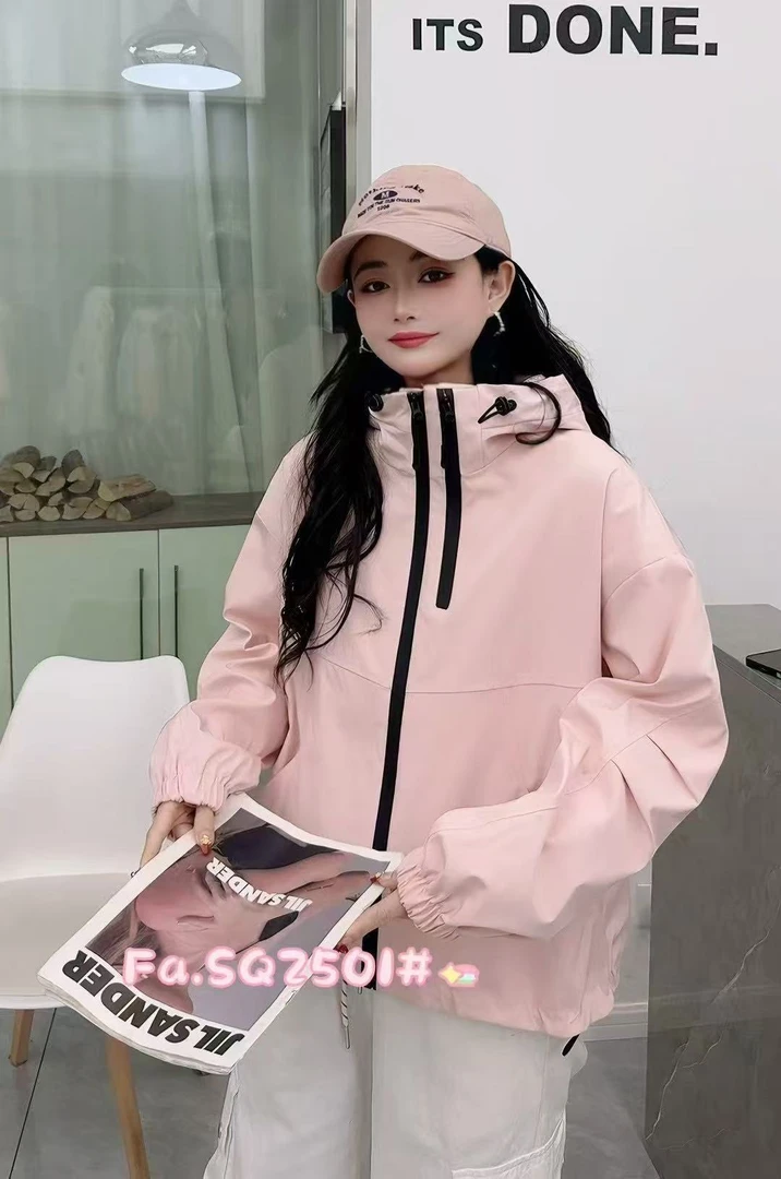 带帽款冲锋衣百搭款女士