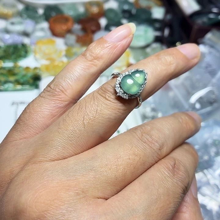 翡翠银S925镶嵌颈饰戒指