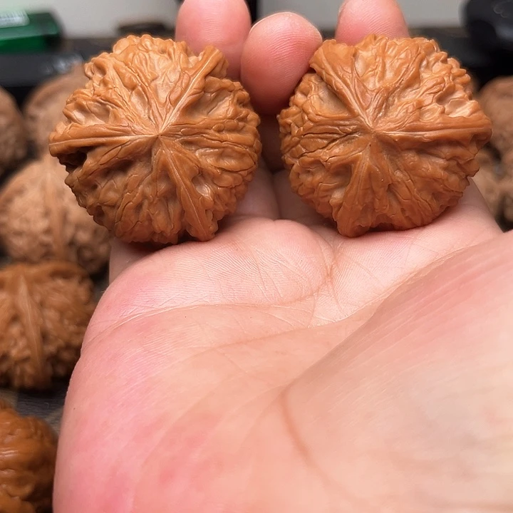 亚***备吊坠文玩核桃你们都在