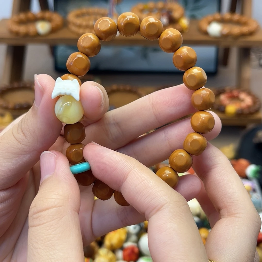 猴头核桃手串诺*搭配趴趴猫