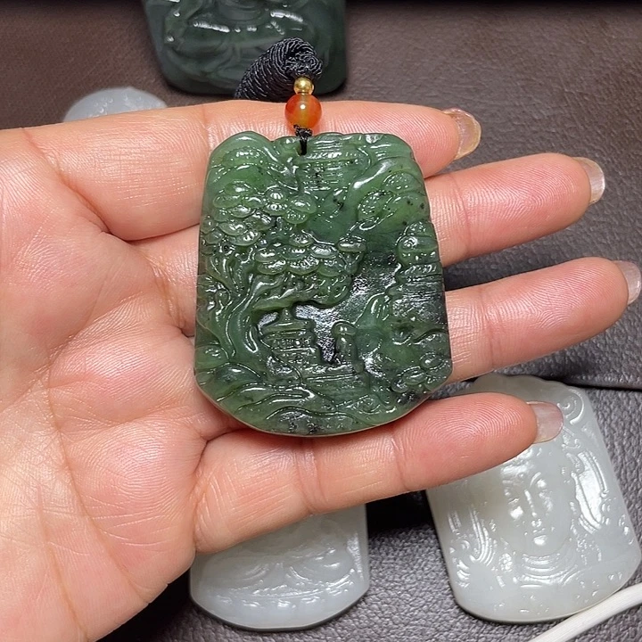 和田玉未镶嵌颈饰