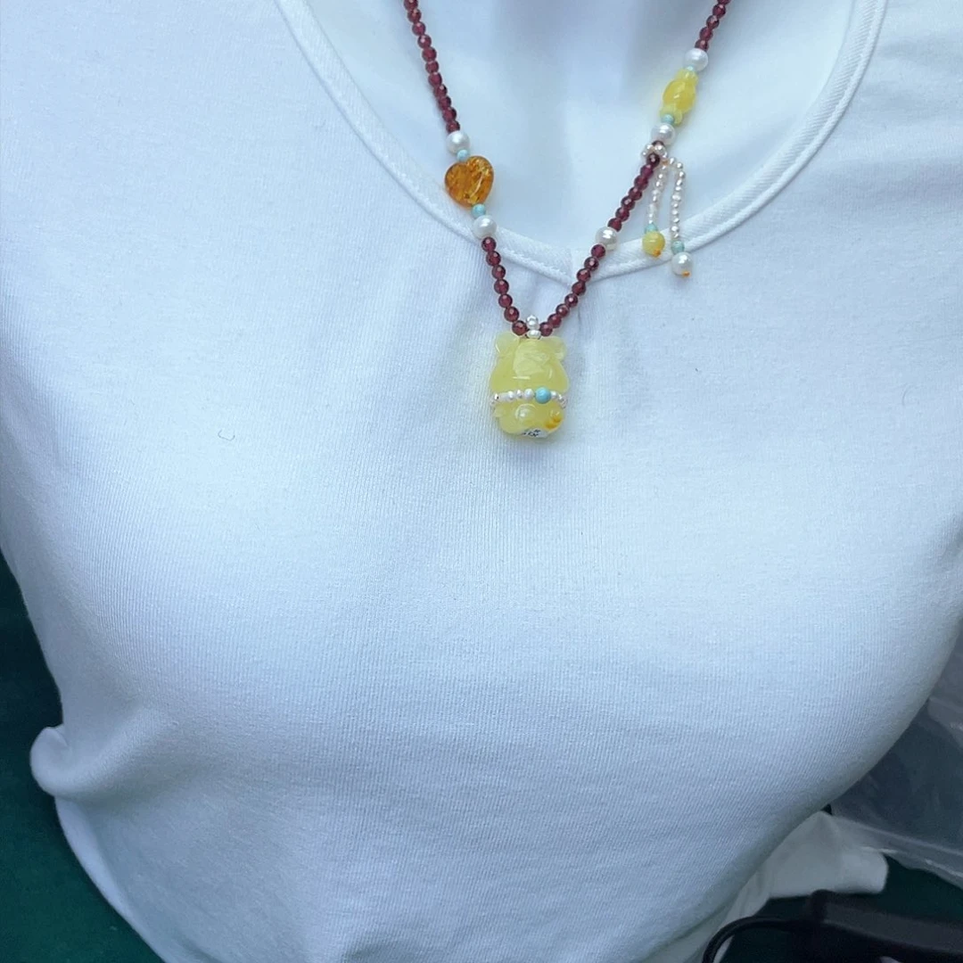 琥珀裸石未镶嵌蜜蜡