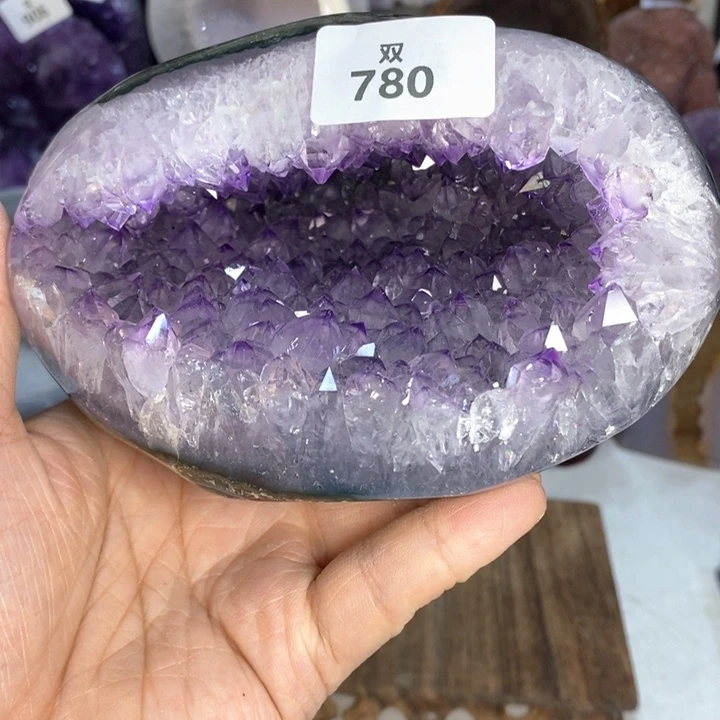 未镶嵌水晶大型摆件（非配饰）