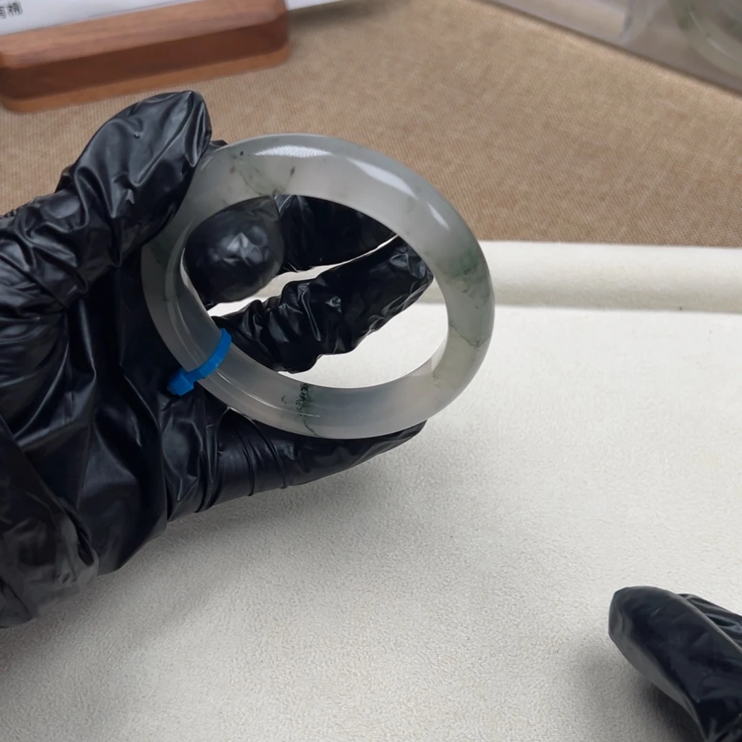 石英岩玉未镶嵌手镯06