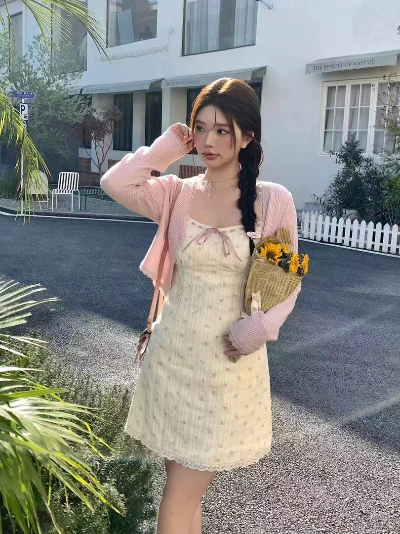 琳琳家显瘦气质碎花连衣裙开衫时尚套装